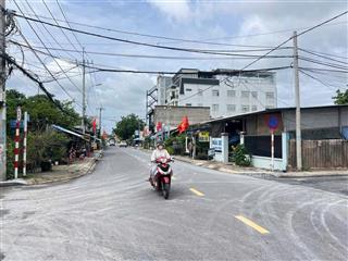 Chủ cần tiền xoay bán gấp lô đất 210m2 full thổ cư hai mặt tiền đường nhựa