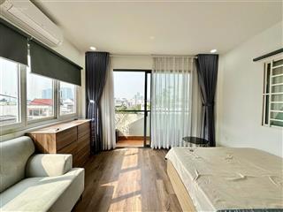 Studio ban công full kính nhiều ánh sáng  đỗ được oto