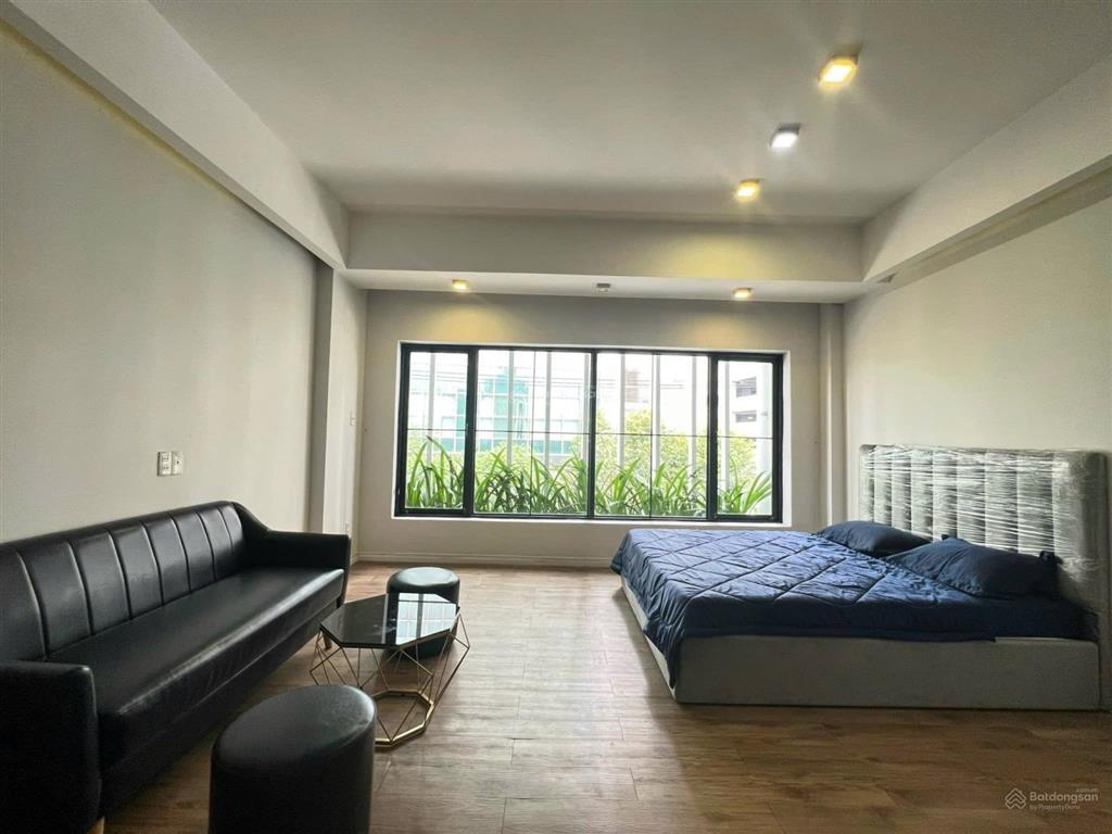 Chdv mini full nội thất cửa sổ kính lớn, thoáng  cho nuôi pet