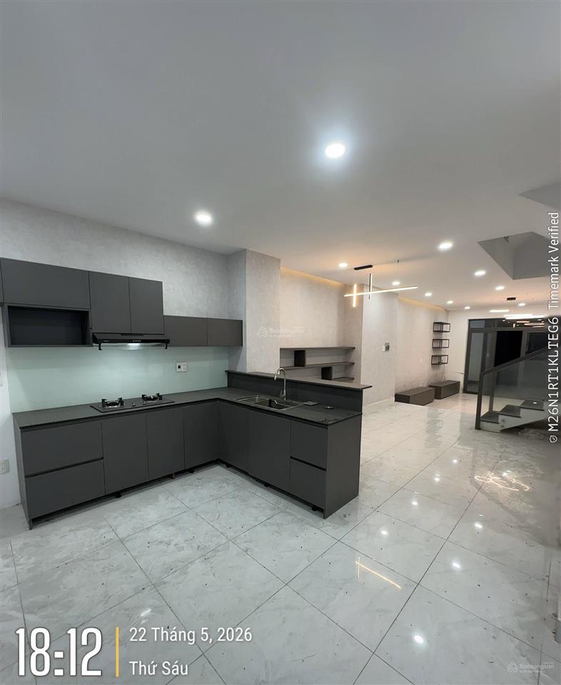 Nhà đẹp(5*20m) 4 tầng, mt đường 10m, đối diện công viên ở kdc phú lợi q8, sát dự án vành đai 2, shr