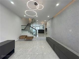 Nhà đẹp(5*20m)4 tầng, mt đường 10m, đối diện công viên ở kdc phú lợi q8, sát dự án vành đai 2, shr