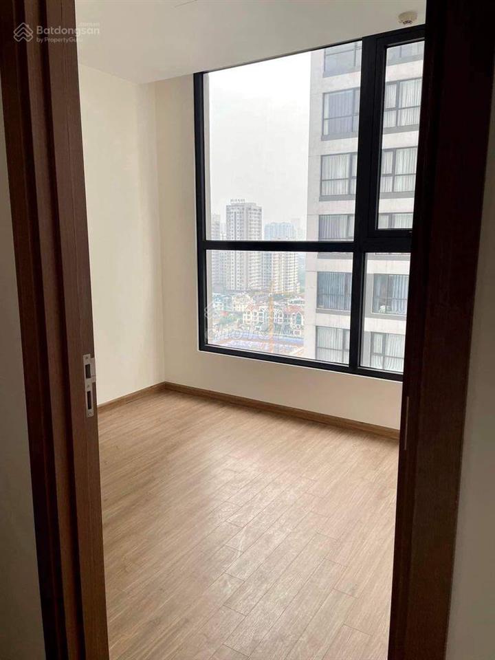 Chính chủ cho thuê căn hộ green bay mễ trì.