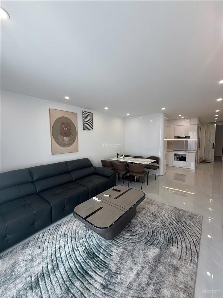 Bán căn hộ chung cư 93 lò đúc, diện tích 94m².  0913 998 ***
