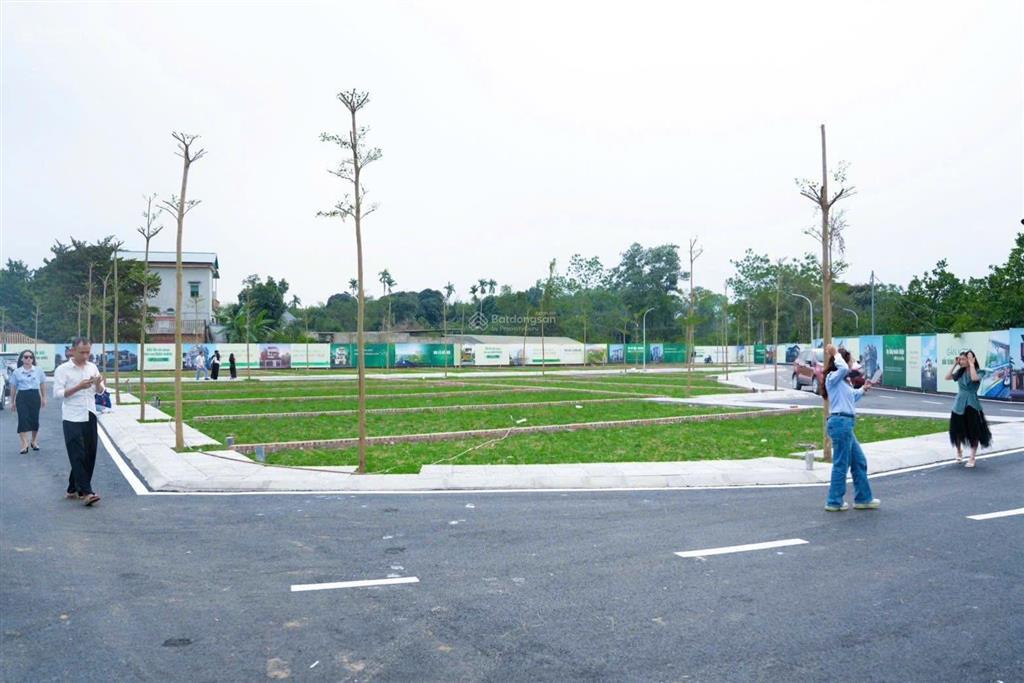 Sốc! 1,6 tỷ sở hữu 100m2 full thổ gần đh quốc gia ace đầu tư quan tâm  0913 998 ***
