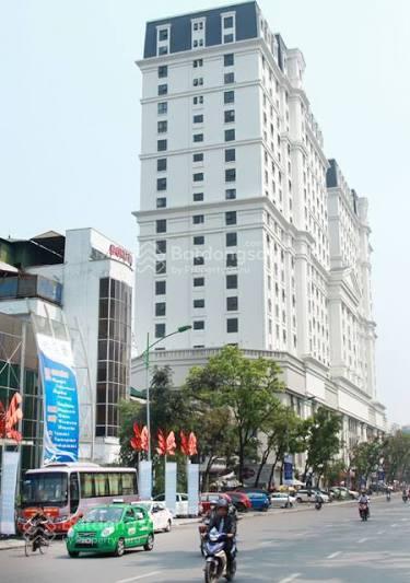 Bán căn hộ d2 giảng võ 84m 2 phòng ngủ vị trí trung tâm