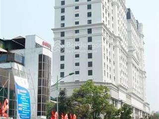 Bán căn hộ d2 giảng võ 84m 2 phòng ngủ vị trí trung tâm