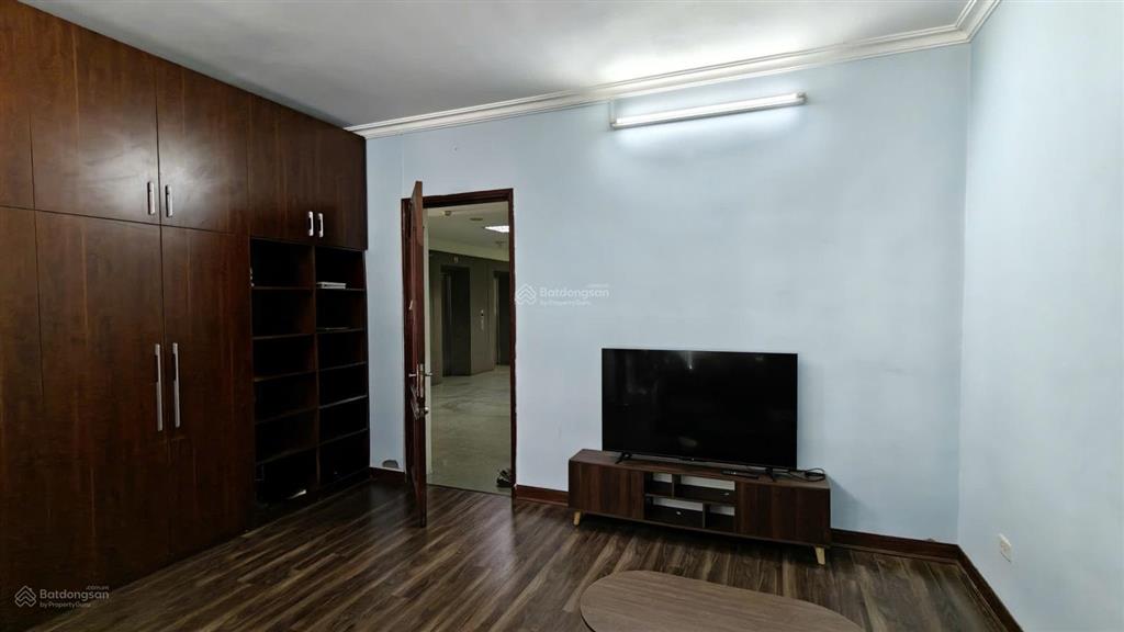 Cho thuê căn hộ 17t8 trung hòa  nhân chính