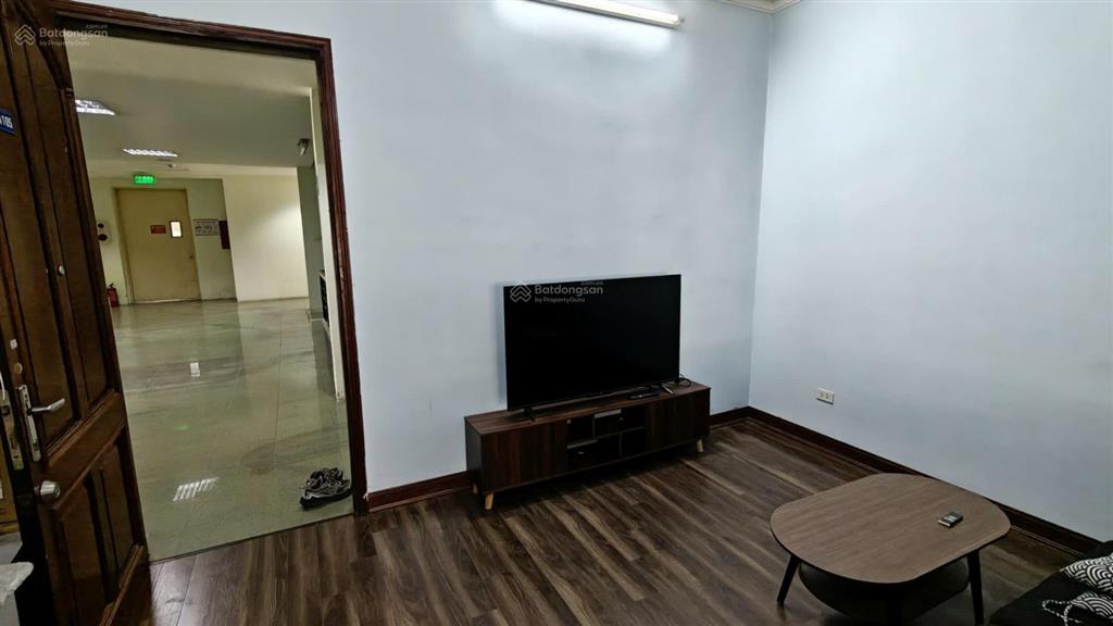 Cho thuê căn hộ 17t8 trung hòa  nhân chính