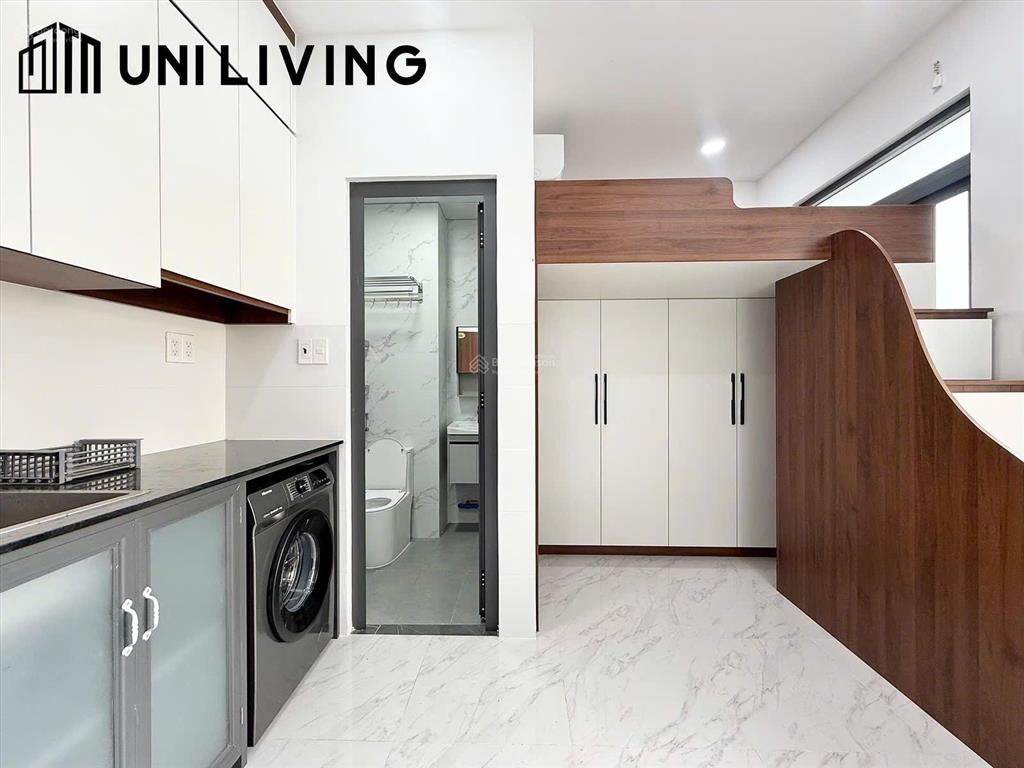 Khai trương chdv có gác, ban công full nội thất(máy giặt riêng), ngay đh hutech, uef, hiu giáp q1