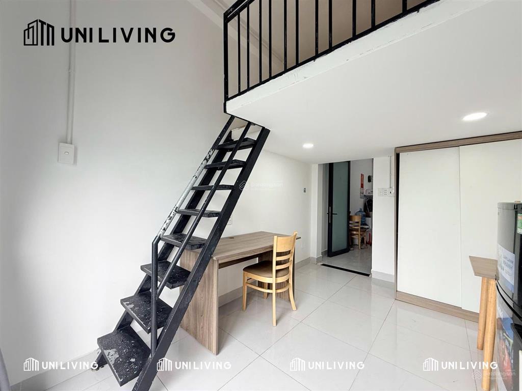 Duplex ban công full nội thất  ngay đh văn lang & gtvt  phạm văn đồng