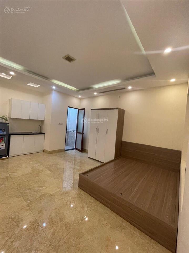 Cho thuê ccmn 2 ngủ tại 58 thượng đình ( nhà mặt đường oto đỗ cửa )