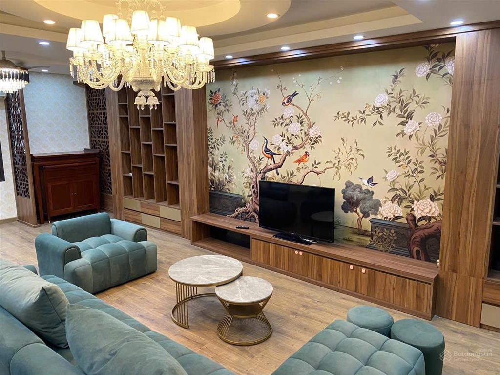 Căn hộ 3 ngủ 1 khách 130m2 tại 36 hồ tùng mậu (ngay cạnh đại học thương mại)