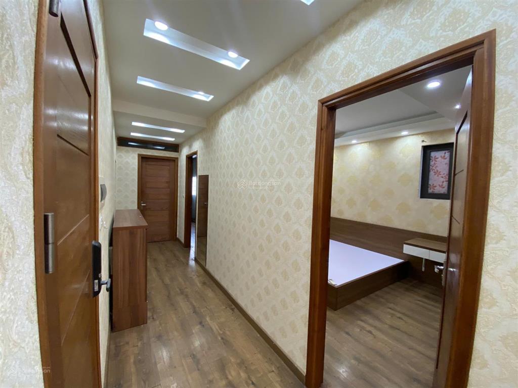 Căn hộ 3 ngủ 1 khách 130m2 tại 36 hồ tùng mậu (ngay cạnh đại học thương mại)