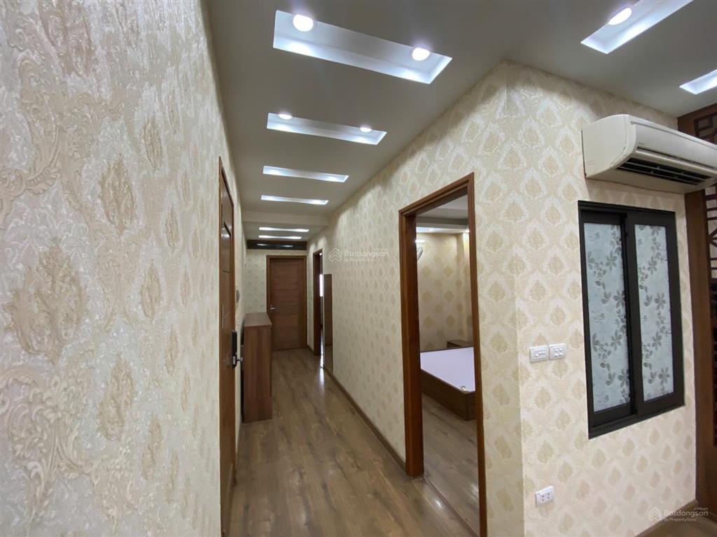 Căn hộ 3 ngủ 1 khách 130m2 tại 36 hồ tùng mậu (ngay cạnh đại học thương mại)