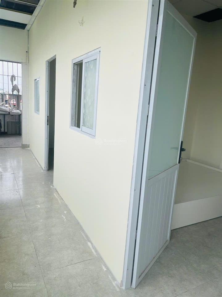 2 ngủ 1 khách tại 58 thượng đình (mặt đường, ô tô đỗ cửa)