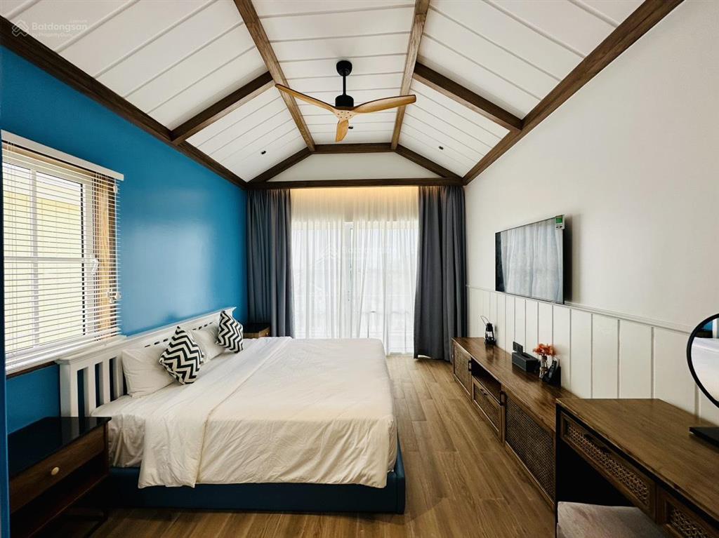 Bán biệt thự đơn lập novaworld phan thiết, giá tốt thị trường với 12 tỷ. đang cho thuê ổn định