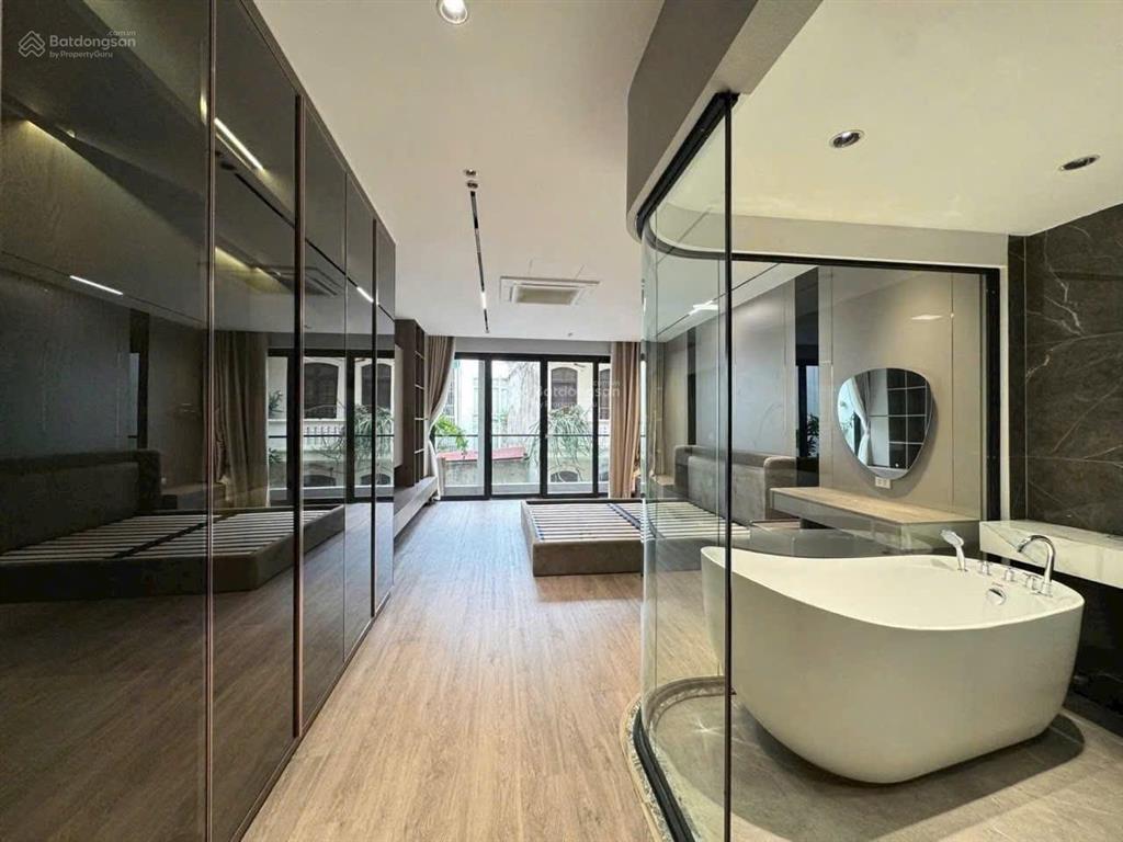 Bán nhà thạch bàn  long biên 40m x 7t  thang máy  ô tô  ngõ nông  kinh doanh  giá nhỉnh 8 tỷ.