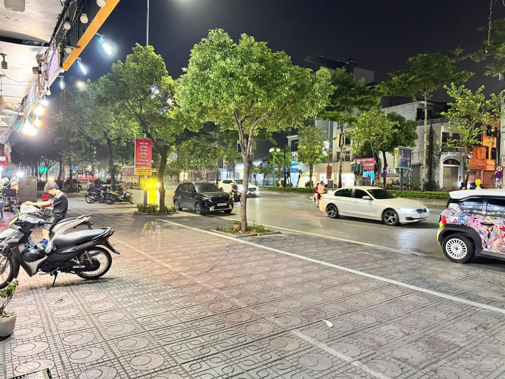 Hiếm! nhà ngô gia tự  long biên 55m x 4t  kinh doanh  dòng tiền  ô tô vào nhà  giá nhỉnh 9 tỷ.