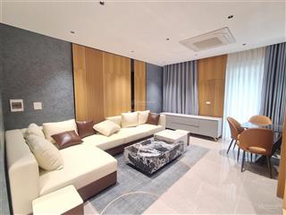 Hàng hiếm nhà thạch bàn  long biên 50m x 6t  thang máy  ô tô  full nội thất  giá 10,2 tỷ.