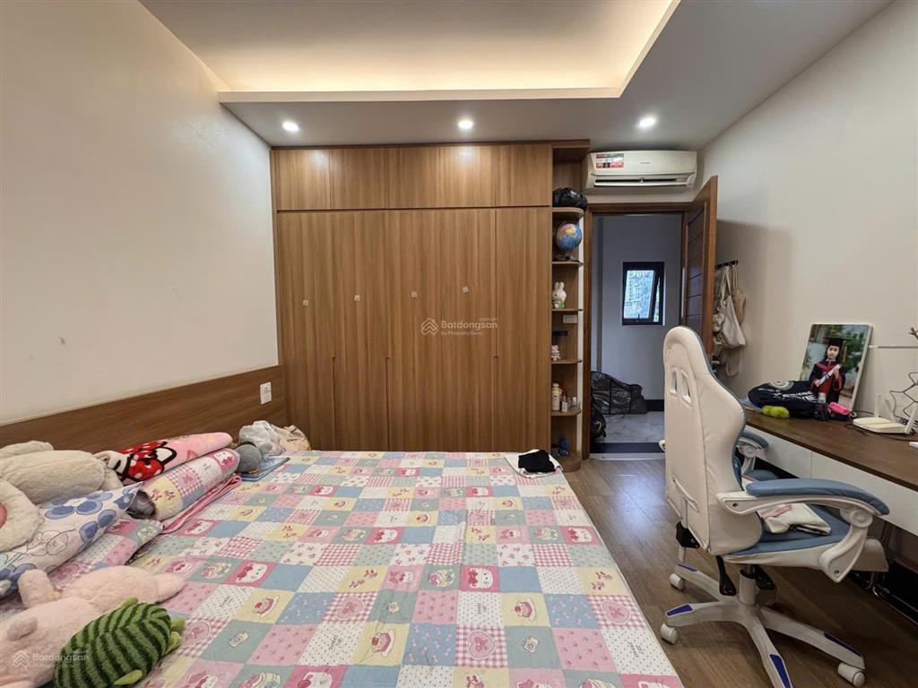 Bán nhà chu huy mân  long biên 45m x 5t  mt 7m  ô tô  kinh doanh  giá nhỉnh nhẹ 10 tỷ.