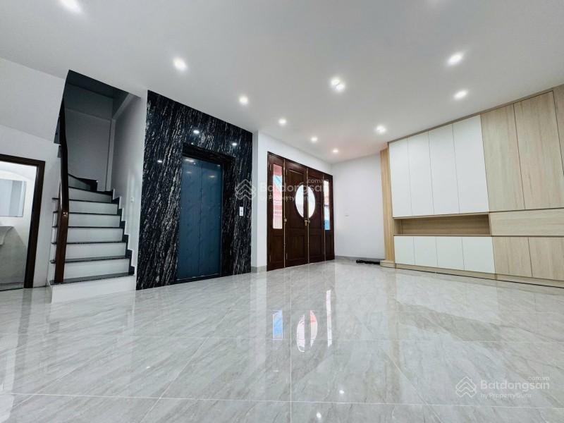 Hiếm! bán nhà nam đuống  long biên 50mx6t  thang máy  ô tô  full nội thất  giá 9,1 tỷ.