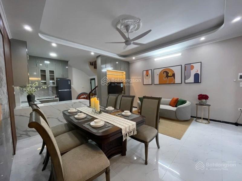 Hiếm! bán nhà cổ linh  thạch bàn 45m2 x 5t  ngõ nông  lô góc  full nội thất  giá nhỉnh 8 tỷ