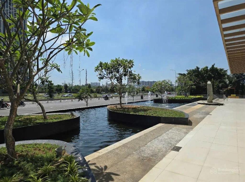 Bán cc 1pn, 1wc tại nguyễn văn linh, tân thuận tây, q7, hcm giá ưu đãi 65 triệu / m2