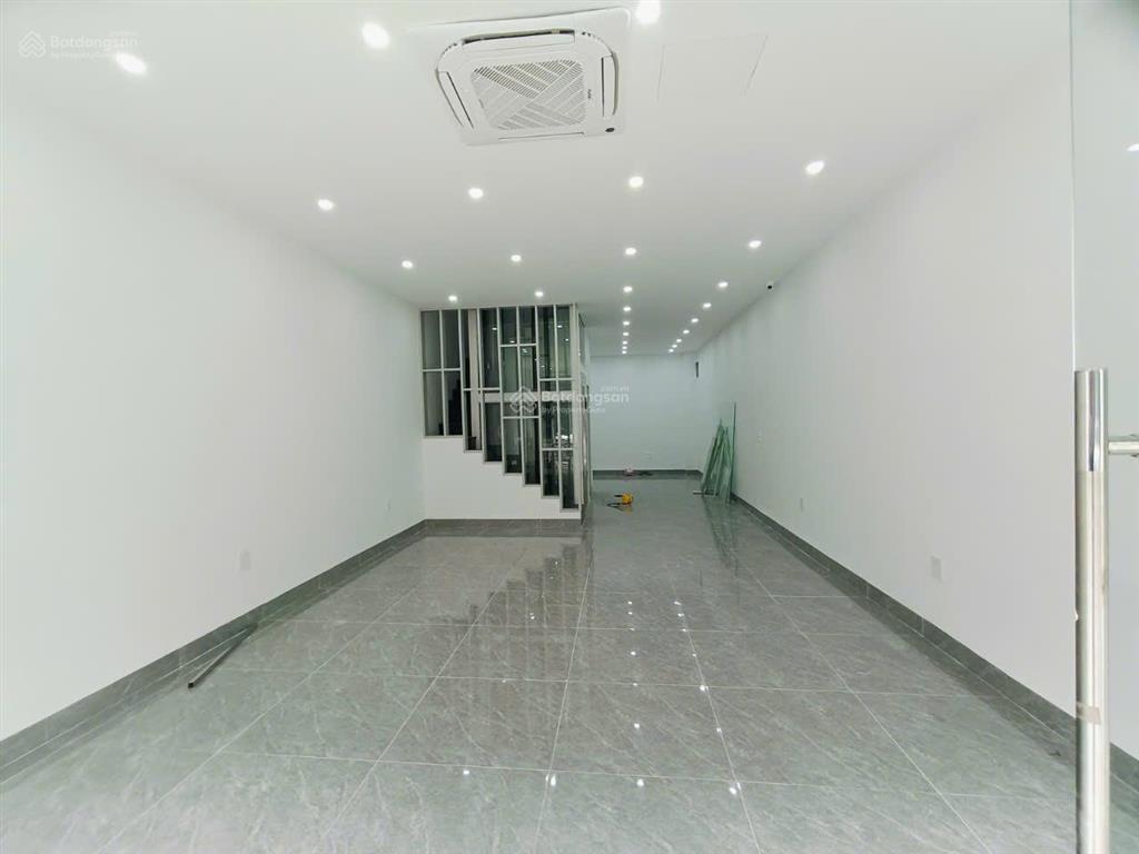 Cho thuê nhà kđt galaxy tố hữu. dt 90m2, 6 tầng thang máy