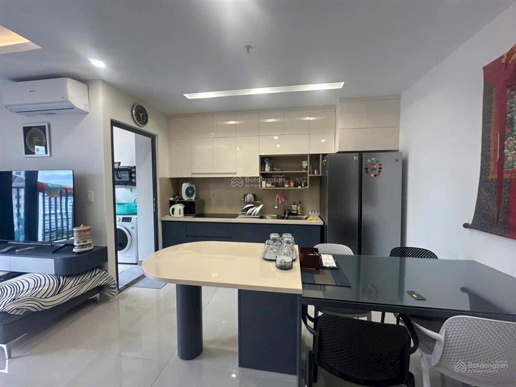 Bán căn ct9 vĩnh điềm trung,view hồ cực đẹp,full nội thất,thoáng mát.giá 4tỷ550. 0706 058 ***