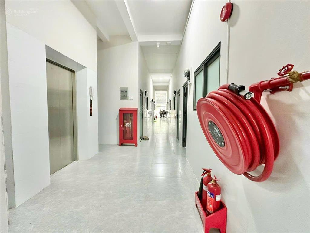 Duplex giá sinh viên gần đh gtvt, umt  mới đẹp  gác cao 1m78  ở liền tại q2