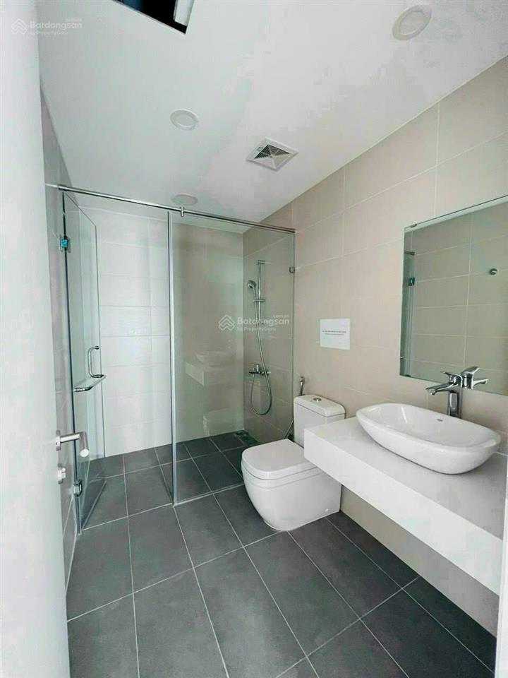 Cắt lỗ! cần bán căn hộ chung cư 2pn, 2wc diện tích 90m. full giá bao thuế phí 7,9tỷ có thương lượng