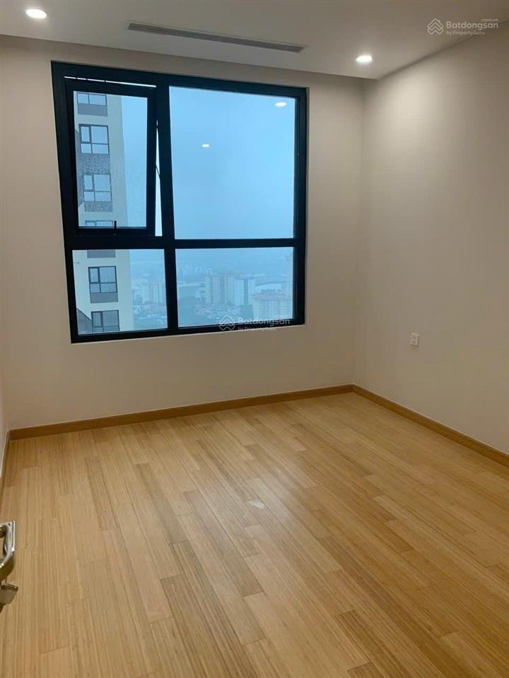 Cắt lỗ! cần bán căn góc 2 ban công 3pn/2wc/104m2. giá full bao thuế phí 9,5 tỷ có thương lượng