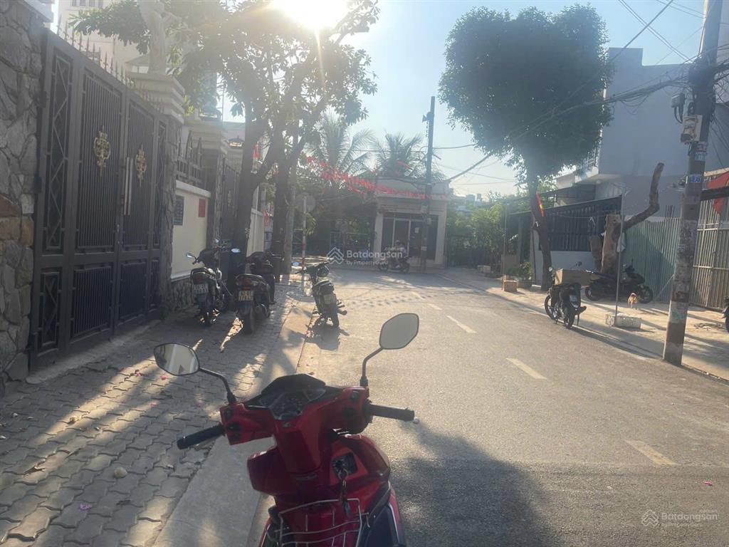 Bán 110m2 đất đường số 1 phường tân phú ngay chợ tân mỹ, phú mỹ hưng cạnh bệnh viện fv,