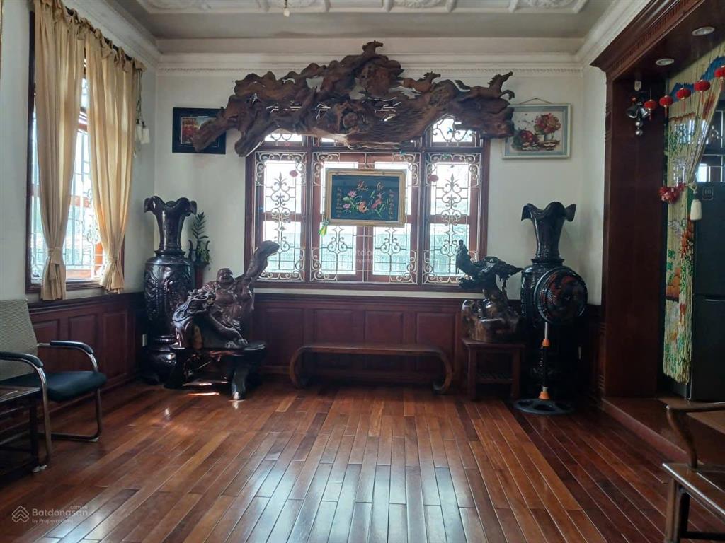 Biệt thự đẹp khu tân quy đông phường tân phong quận 7. khu dân trí cao nhiều cây xanh thoáng mát