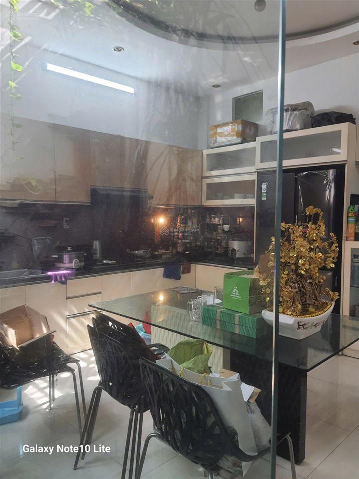 Xuất ngoại bán gấp nhà có thang máy khu tân thuận nam, phường phú thuận gần phú mỹ hưng, quận 7