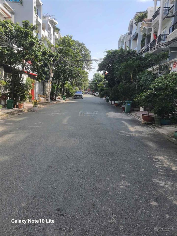Xuất ngoại bán gấp nhà có thang máy khu tân thuận nam, phường phú thuận gần phú mỹ hưng, quận 7