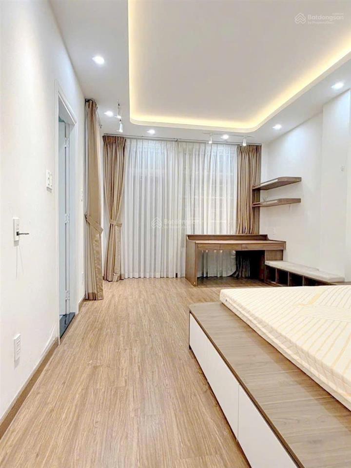 Chuyển công tác bán nhà góc 2 mặt tiền đường võ thị đặng phường tân phong quận 7. ngay phú mỹ hưng
