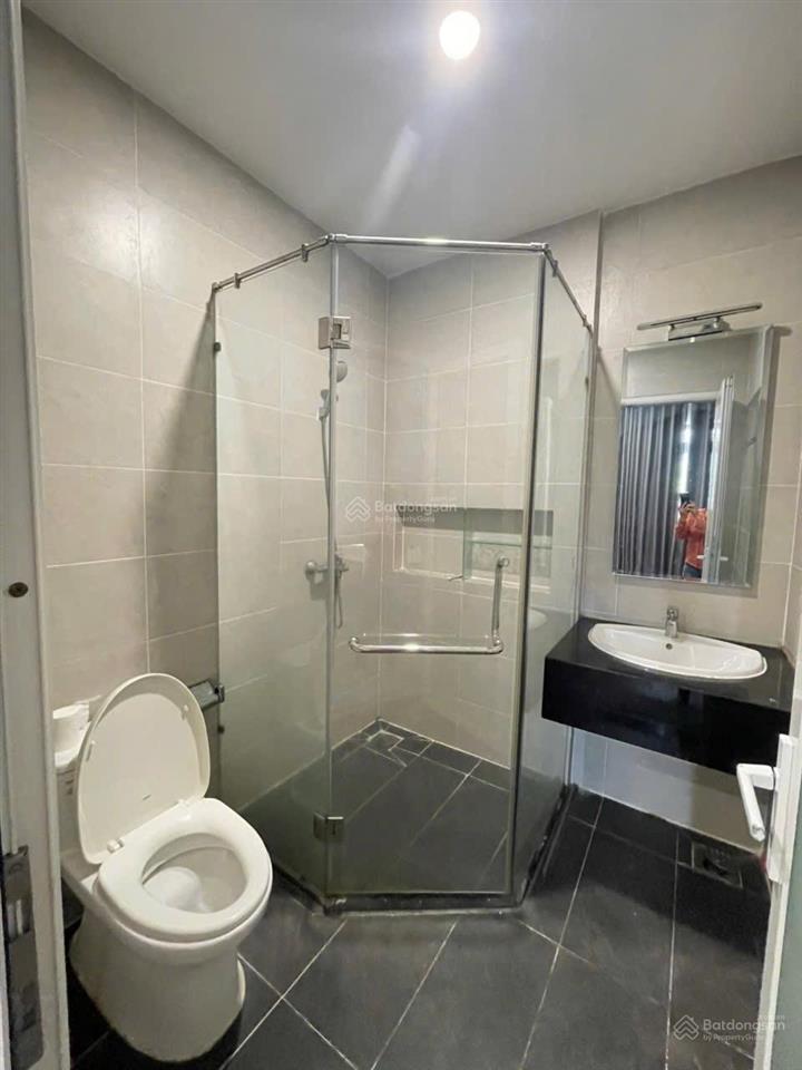 Cho thuê nhà đẹp đường số 14 phường tân phong quận 7. gần trường rmit, tôn đức thắng, pmh