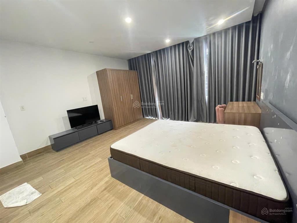Cho thuê nhà đẹp đường số 14 phường tân phong quận 7. gần trường rmit, tôn đức thắng, pmh