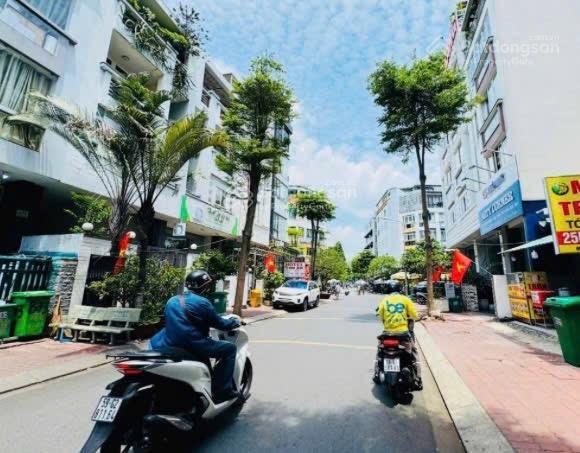 Kẹt bank bán đất đường số 3 khu kim sơn phường tân phong quận 7. đối diện trường tôn đức thắng