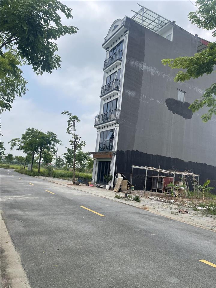 Tđc cổ dương ,phân lô 3 thoáng vỉa hè ,11 tỷ ( có tl) 200m ra võ nguyên giáp .0869 109 ***