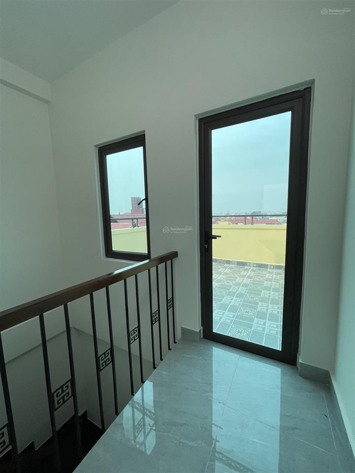 Hiếm 4,x tỷ cổ dương nhà mới keggg 4 tầng . hơn 40m2 . thiết kế hiện đại oto cách 30m