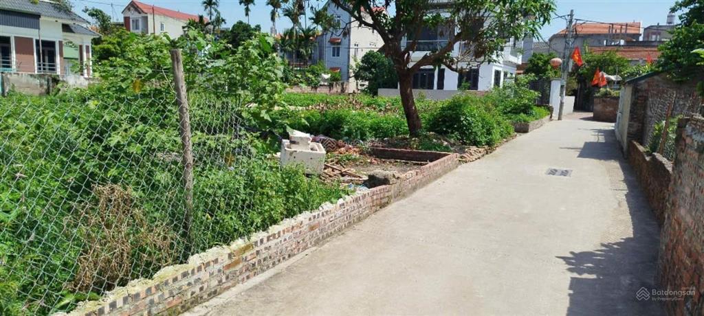 Cổ dương s 57m², mt 4,5m, đường 3,5m, hơn 4 tỷ oto thông. 300m ra võ nguyên giáp 0869 109 ***