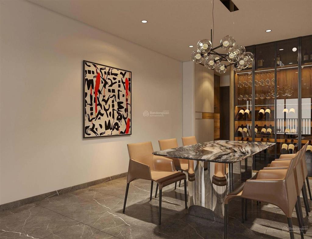 Gia đình cần bán căn hộ 3pn 2vs, dt 105m2, giá 10 tỷ, tòa gold paml 21 lê văn lương,  0988 922 ***