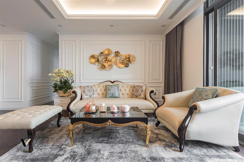 Cần bán căn hộ ,3pn2vs,dt 107m2, giá 8 tỷ ,tại việt đức complex.  0988 922 ***