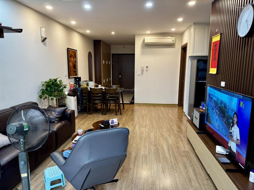 Chính chủ cần bán ch, 2pn  2wc, dt 88m2, giá 8,5 tỷ, tại thanh xuân complex,  0988 922 ***