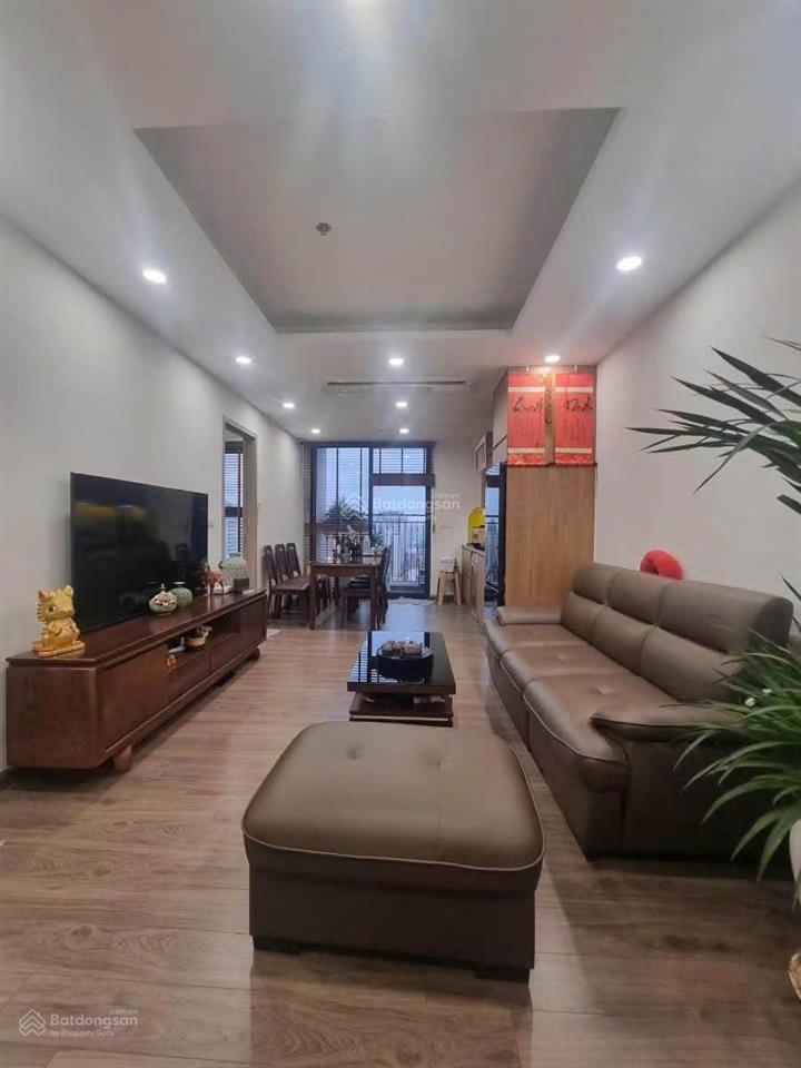 Chính chủ cần bán ch. 70,5m2,2pn2vs , giá 8 tỷ tại handico complex,33 lê văn lương, 0988 922 ***