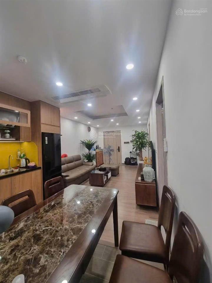 Chính chủ cần bán ch. 70,5m2,2pn2vs , giá 8 tỷ tại handico complex,33 lê văn lương, 0988 922 ***