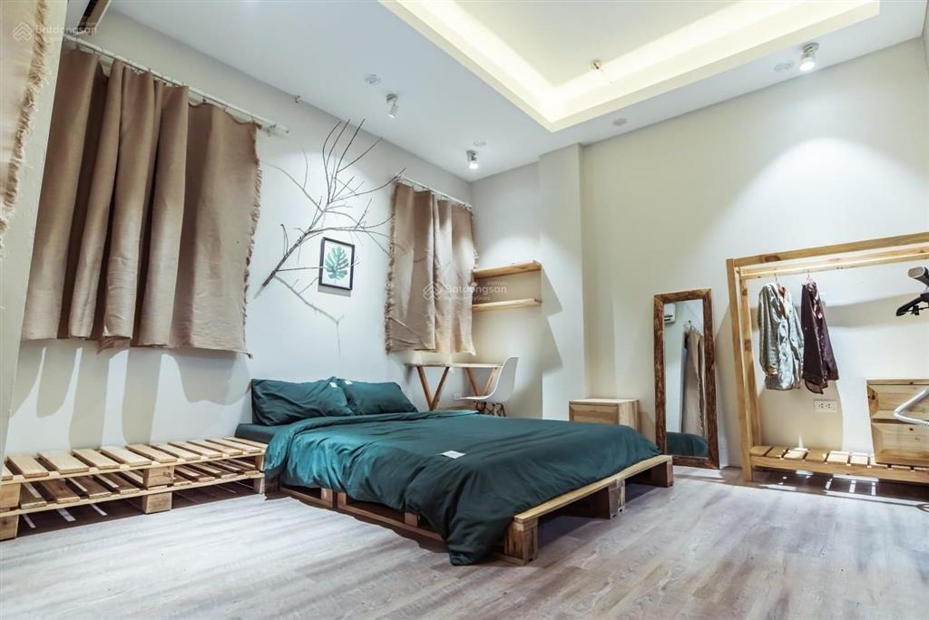 Comi homes 93 hoàng văn thái | studio industrial vintage