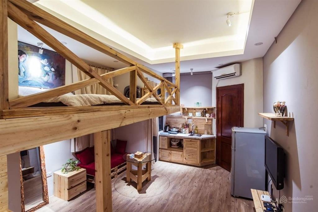 Comi homes 93 hoàng văn thái | studio industrial vintage
